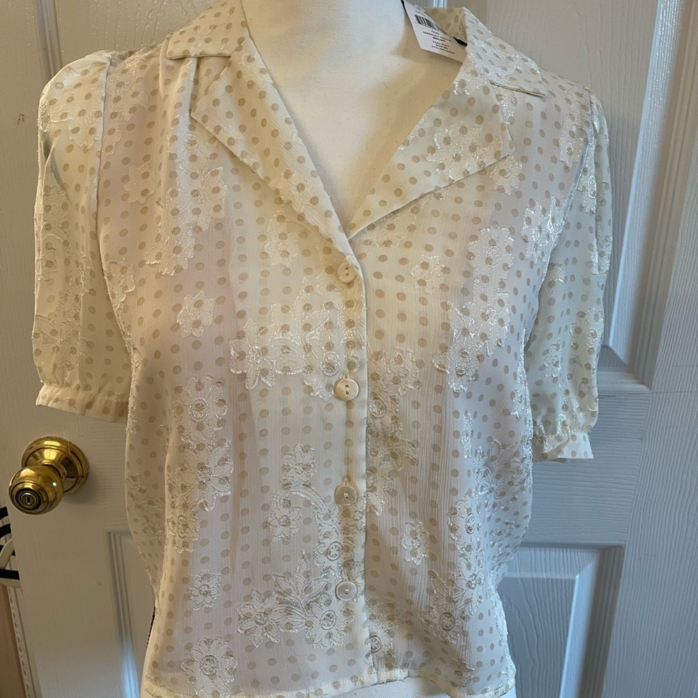 Brand new lined cream and beige shirt